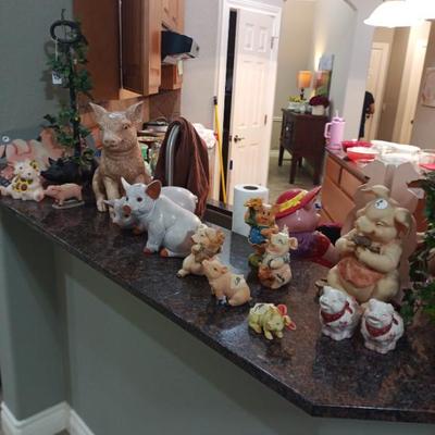Sale Photo Thumbnail #40: Collection of pig decor