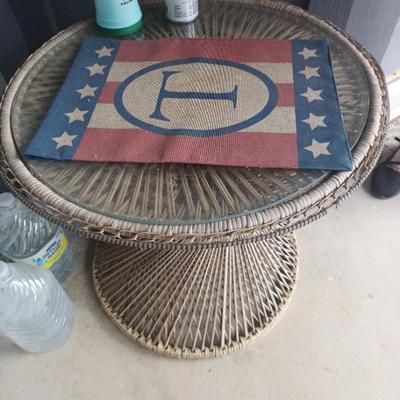 Sale Photo Thumbnail #148: Rattan table with glass top