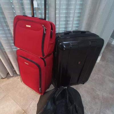 Sale Photo Thumbnail #90: Luggage 