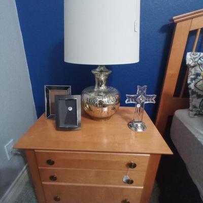 Sale Photo Thumbnail #26: Beside table 