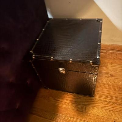 Sale Photo Thumbnail #172