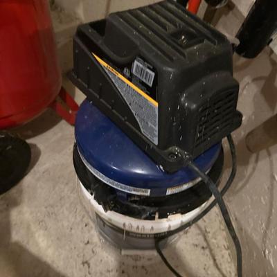 Air compressor