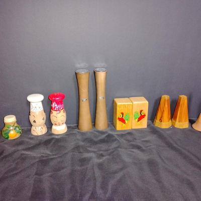 Rustic Wood and Hand-Painted Salt & Pepper Shaker Collection – Mixed Materials & Charming Designs