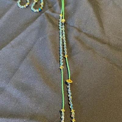 HKM017 - 20” Blue/Green Beaded Necklace With Earrings 