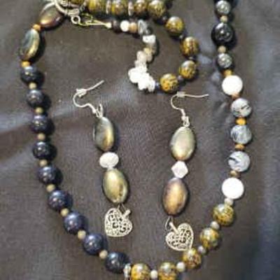 HKM045- Dark Colored Handmade Necklace & Earrings