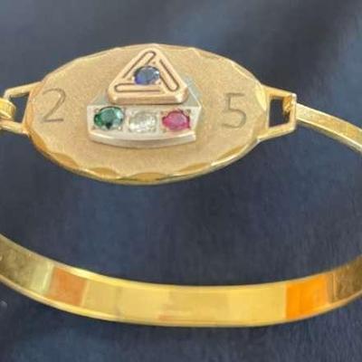HKM074 - Gold Bangle With Gemstones 
