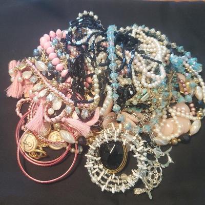 HKM024- Costume Jewelry Mystery Lot #1