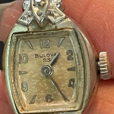 HKM072 - Vintage Women’s Bulova Cocktail Watch