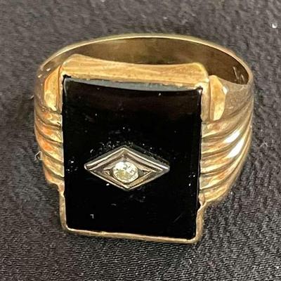 HKM077 - Vintage Men’s 10K Gold Black Onyx/Diamond Ring Sz 8.5