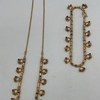 HKM070-Matching Gold Necklace and Bracelet