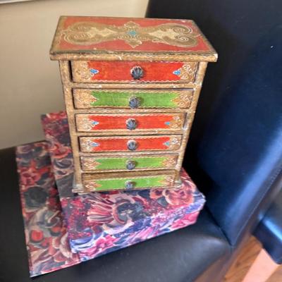 Florentine jewelry box $20