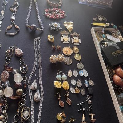 Sale Photo Thumbnail #236