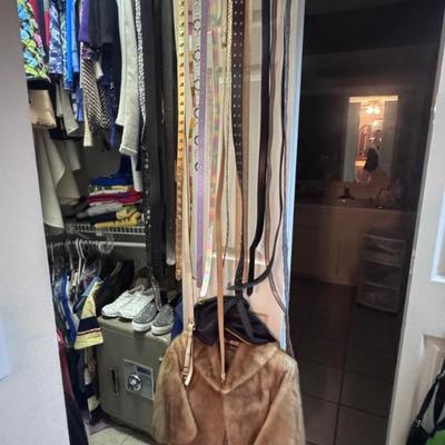 Sale Photo Thumbnail #206