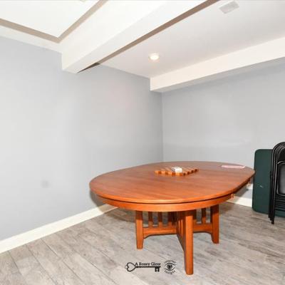 305 family room ll