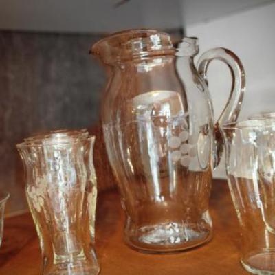 Crystal pitcher and glass set