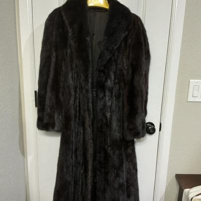 Zaccaria Furs