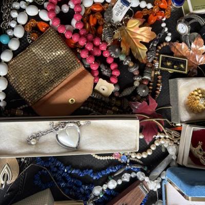 Sale Photo Thumbnail #57