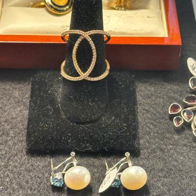 Sale Photo Thumbnail #578