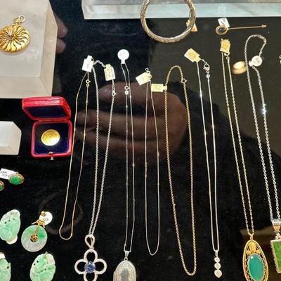 Sale Photo Thumbnail #594