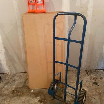 Dolly And Stanley’s Panel Carry With Wood Panels