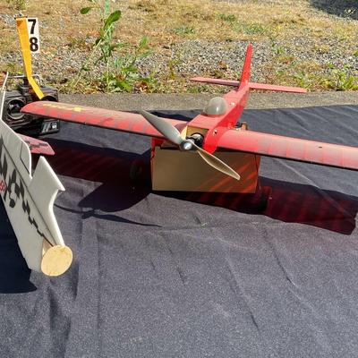 SRX 250 And Styrofoam Raptor EP Model Plane With Propellers 