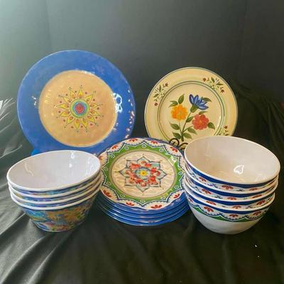 Colorful Pfaltzgraff Plastic Plates & Bowls With Ceramic Garden Blossom Plates