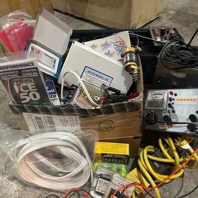 Astro Model 109 Lithium Charger, Astro-40 Cobalt Motor, Mercoid Control And More