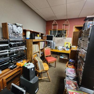 Sale Photo Thumbnail #38