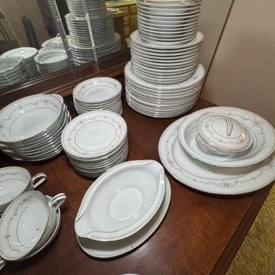 Sale Photo Thumbnail #171