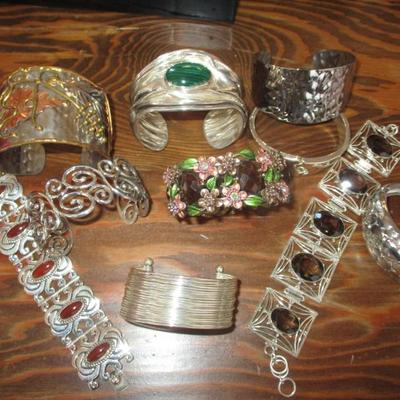 Sale Photo Thumbnail #63