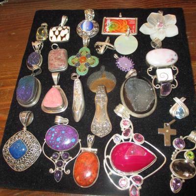 Sale Photo Thumbnail #119