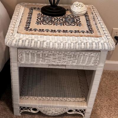 Sale Photo Thumbnail #194: Wicker end table