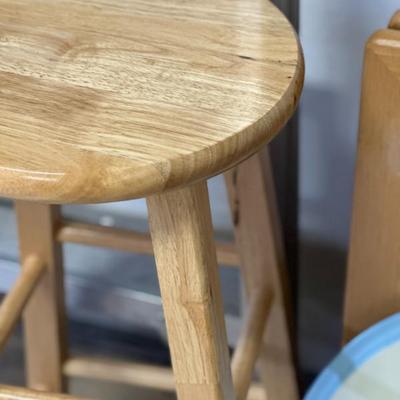 Sale Photo Thumbnail #204: Stool