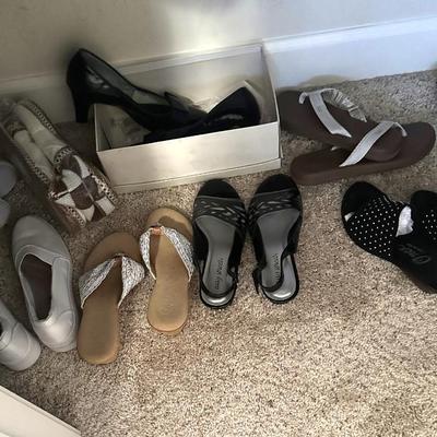 Sale Photo Thumbnail #48: Sizes 6-7