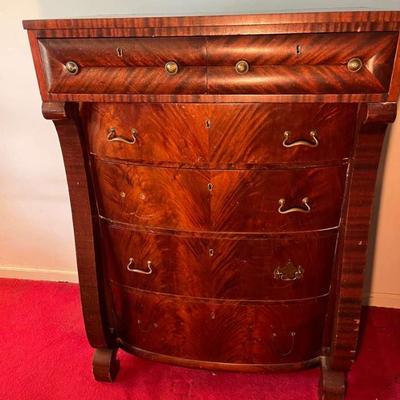 Empire chest