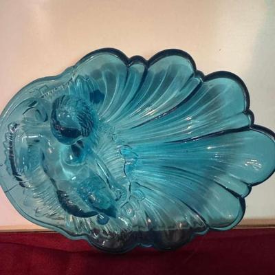 Blue cherub dish