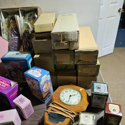 Clock, Collectible Dolls