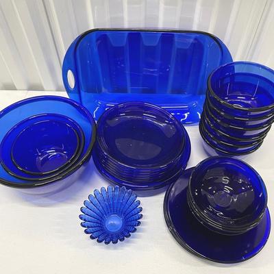 Cobalt Blue Glass Serveware With Anchor Hocking Casserole 