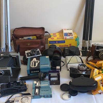 The Eras Tour Of Cameras, Film & Flashbulbs Lot 1