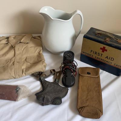 WWII & Korean War Militaria Lot 1