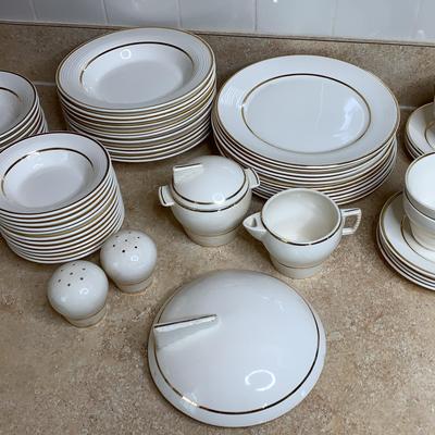 Hotelware: Triumph Brand in “Hollywood” Pattern