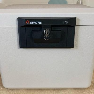 Sentry Safe Fire Proof w/Lock&Key; Letter Size
