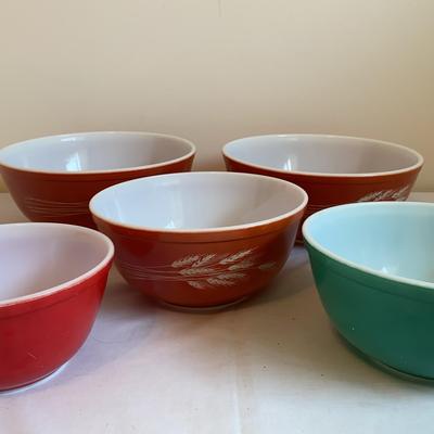 Vtg Pyrex Mixing Bowls