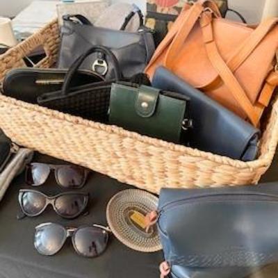 Sale Photo Thumbnail #164