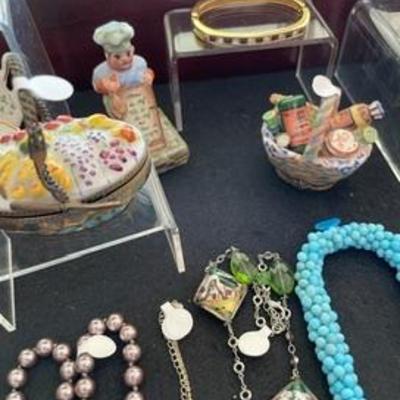 Sale Photo Thumbnail #18
