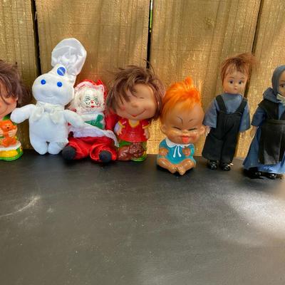 Greeting Dolls