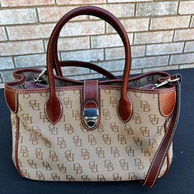 Dooney & Bourke