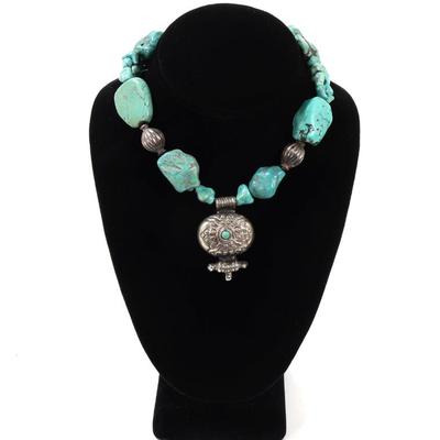 Sale Photo Thumbnail #104: Lot 104 beautiful natural turquoise chunk necklace