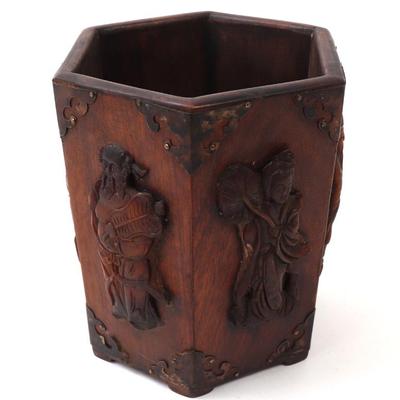Sale Photo Thumbnail #337: Lot 337 beautiful large chinese wood carved brush pot