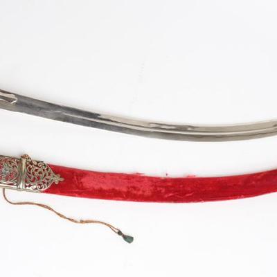 Lot 11 islamic shamshir sabre sword w scabbard mughal style